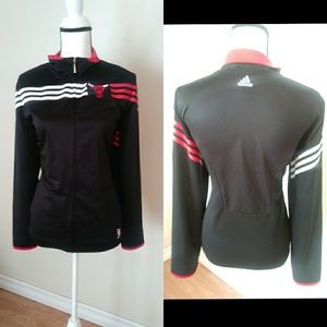 Amazing Adidas Chicago Bulls Jacket!!